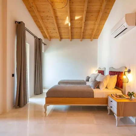 Water Edge 1 Villa *