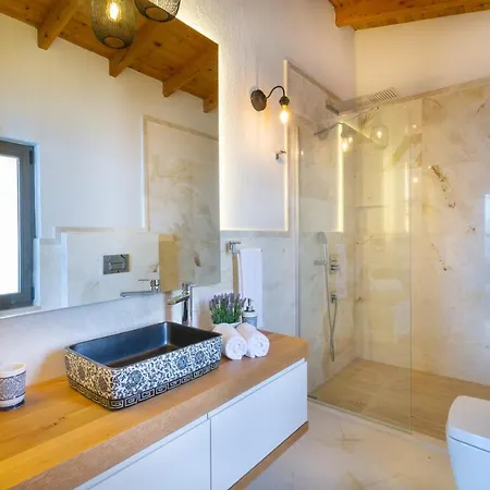 Villa Water Edge 1 Kas